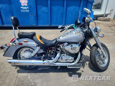2005 HONDA VT750 CA JH2RC50325M102249 - główne zdjęcie licytacji z USA - miniatura