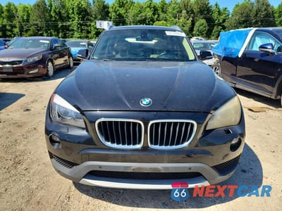 Piąte zdjęcie samochodu w środku: 2014 BMW X1 XDRIVE28I VIN:WBAVL1C50EVR94361 - miniatura