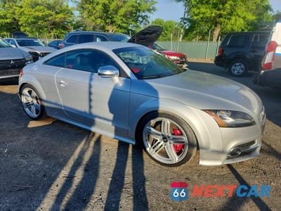 Czwarte zdjęcie samochodu z boku: 2011 AUDI TTS PRESTIGE VIN:TRUK1AFK9B1020917 - miniatura