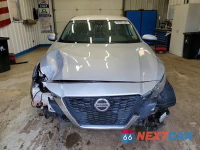 Piąte zdjęcie samochodu w środku: 2020 NISSAN ALTIMA S VIN:1N4BL4BW1LC127177 - miniatura