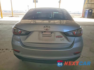 Zdjęcie 6 z 12 samochodu: 2018 TOYOTA YARIS IA BASE VIN:3MYDLBYV3JY309779 - miniatura