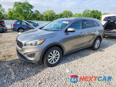 2016 KIA SORENTO LX 5XYPG4A37GG077222 - główne zdjęcie licytacji z USA - miniatura