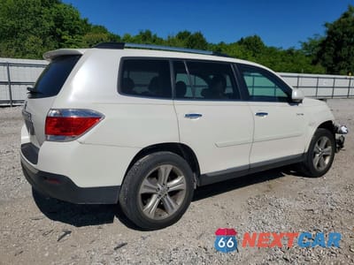 Trzecie zdjęcie samochodu z tyłu: 2012 TOYOTA HIGHLANDER LIMITED VIN:5TDDK3EH0CS101861 - miniatura