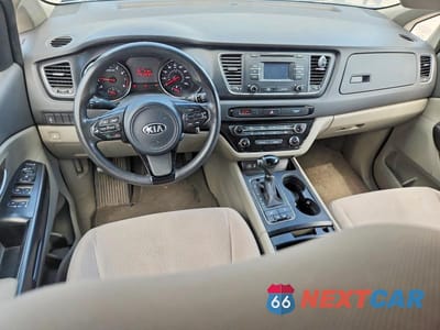 Zdjęcie 8 z 13 samochodu: 2016 KIA SEDONA LX VIN:KNDMB5C13G6090085 - miniatura