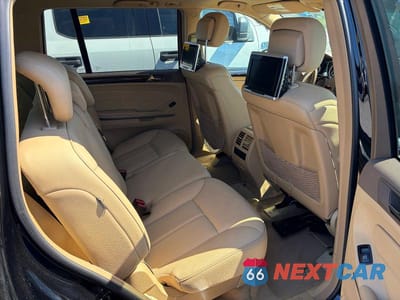 Zdjęcie 6 z 11 samochodu: 2011 MERCEDES-BENZ GL 350 BLUETEC VIN:4JGBF2FE0BA760699 - miniatura
