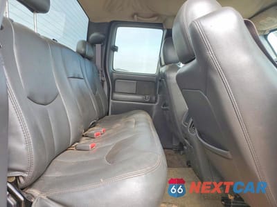 Zdjęcie 10 z 12 samochodu: 2004 CHEVROLET SILVERADO K2500 HEAVY DUTY VIN:1GCHK29214E283806 - miniatura