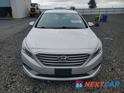 Piąte zdjęcie samochodu w środku: 2016 HYUNDAI SONATA SE VIN:5NPE24AF5GH360923 - miniatura