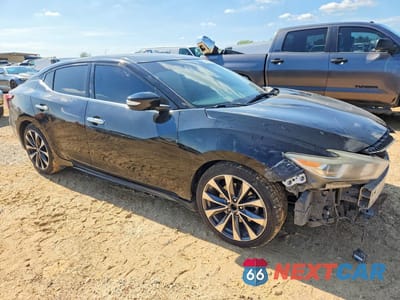 Czwarte zdjęcie samochodu z boku: 2017 NISSAN MAXIMA 3.5 S VIN:1N4AA6AP6HC440630 - miniatura