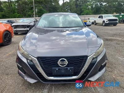 Piąte zdjęcie samochodu w środku: 2020 NISSAN ALTIMA S VIN:1N4BL4BV0LC247379 - miniatura