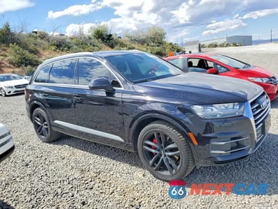 Czwarte zdjęcie samochodu z boku: 2018 AUDI Q7 PRESTIGE VIN:WA1VAAF75JD019502 - miniatura