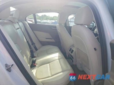 Zdjęcie 10 z 12 samochodu: 2017 JAGUAR XE PRESTIGE VIN:SAJAK4BN9HA971696 - miniatura