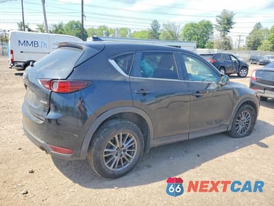 Trzecie zdjęcie samochodu z tyłu: 2020 MAZDA CX-5 TOURING VIN:JM3KFBCM6L1722368 - miniatura
