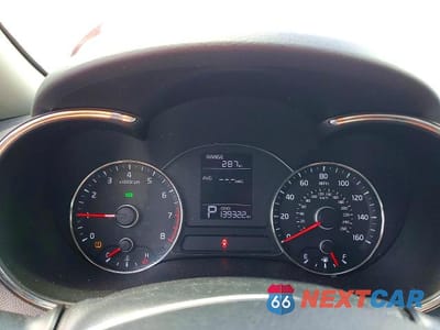 Zdjęcie 9 z 12 samochodu: 2016 KIA FORTE LX VIN:KNAFK4A66G5614009 - miniatura