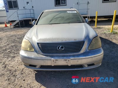 Piąte zdjęcie samochodu w środku: 2005 LEXUS LS 430 VIN:JTHBN36FX50176356 - miniatura