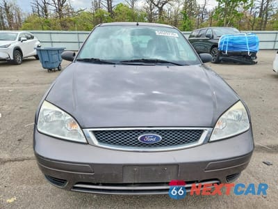Piąte zdjęcie samochodu w środku: 2006 FORD FOCUS ZX5 VIN:1FAHP37N26W168428 - miniatura