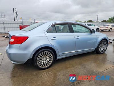 Trzecie zdjęcie samochodu z tyłu: 2010 SUZUKI KIZASHI SLS VIN:JS2RF9A76A6100226 - miniatura