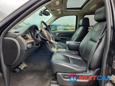 Zdjęcie 7 z 13 samochodu: 2014 CADILLAC ESCALADE ESV PLATINUM VIN:1GYS4KEF2ER134737 - miniatura