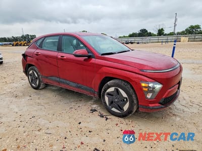Czwarte zdjęcie samochodu z boku: 2025 HYUNDAI KONA SE VIN:KM8HB3A70SU033078 - miniatura