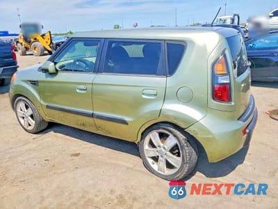 Drugie zdjęcie samochodu z przodu: 2010 KIA SOUL + VIN:KNDJT2A23A7126028 - miniatura