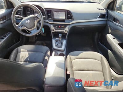 Zdjęcie 8 z 12 samochodu: 2018 HYUNDAI ELANTRA SE VIN:5NPD74LF5JH316096 - miniatura