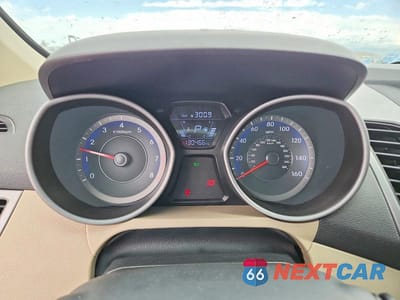 Zdjęcie 9 z 12 samochodu: 2016 HYUNDAI ELANTRA VALUE EDITION VIN:KMHDH4AEXGU618730 - miniatura