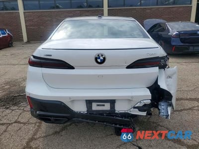 Zdjęcie 6 z 12 samochodu: 2026 BMW 760 XI VIN:WBA33EJ01TCW60211 - miniatura