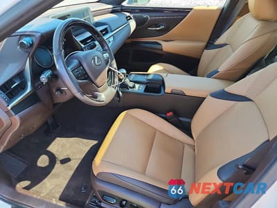 Zdjęcie 7 z 13 samochodu: 2021 LEXUS ES 300H VIN:58ADA1C16MU007417 - miniatura