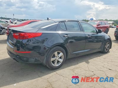 Trzecie zdjęcie samochodu z tyłu: 2015 KIA OPTIMA LX VIN:5XXGM4A79FG448055 - miniatura