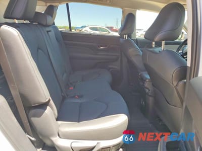 Zdjęcie 11 z 13 samochodu: 2025 TOYOTA GRAND HIGHLANDER HYBRID LIMITED VIN:5TDACAB52SS036444 - miniatura