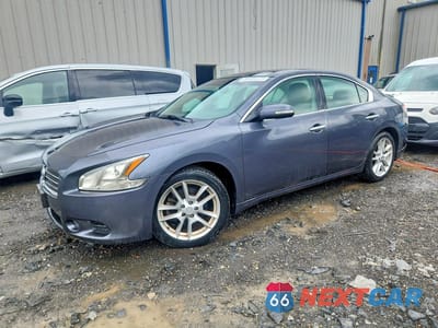 2010 NISSAN MAXIMA 3.5 S 1N4AA5AP5AC844437 - główne zdjęcie licytacji z USA - miniatura