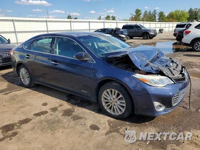 Czwarte zdjęcie samochodu z boku: 2014 TOYOTA AVALON HYBRID XLE PREMIUM VIN:4T1BD1EB5EU028692 - miniatura