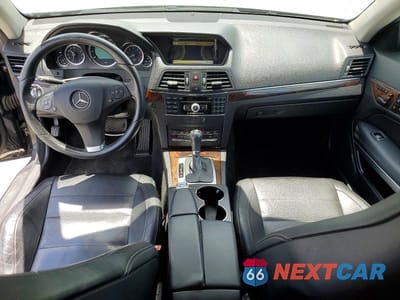 Zdjęcie 8 z 12 samochodu: 2011 MERCEDES-BENZ E 350 VIN:WDDKK5GF3BF069488 - miniatura