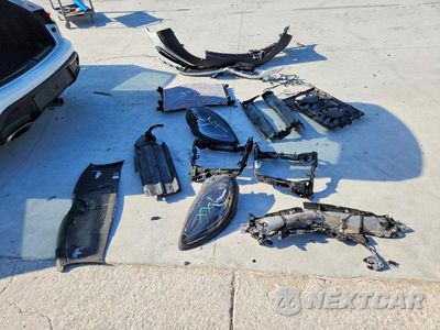 Zdjęcie 13 z 14 samochodu: 2025 PORSCHE MACAN BASE VIN:WP1AA2A53SLB03436 - miniatura