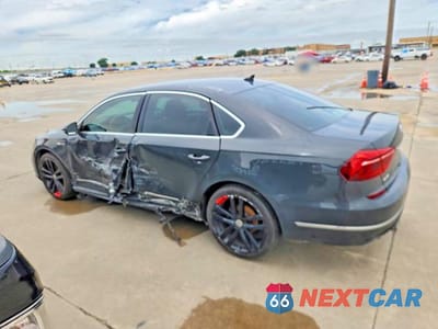 Drugie zdjęcie samochodu z przodu: 2017 VOLKSWAGEN PASSAT R-LINE VIN:1VWDT7A32HC052456 - miniatura