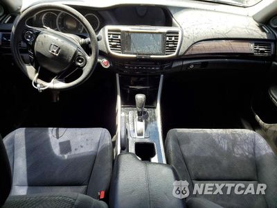 Zdjęcie 8 z 12 samochodu: 2016 HONDA ACCORD EX VIN:1HGCR2F79GA208662 - miniatura