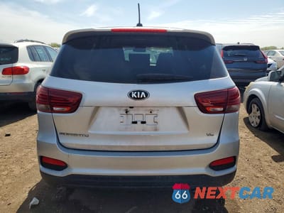 Zdjęcie 6 z 12 samochodu: 2019 KIA SORENTO LX V6 VIN:5XYPGDA51KG572316 - miniatura