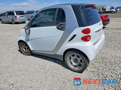 Drugie zdjęcie samochodu z przodu: 2012 SMART FORTWO PURE VIN:WMEEJ3BA3CK573821 - miniatura