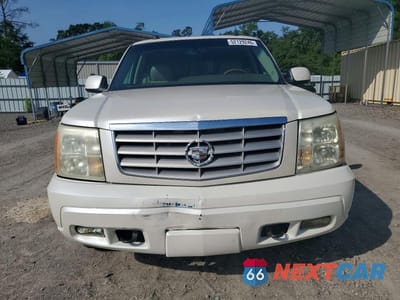 Piąte zdjęcie samochodu w środku: 2004 CADILLAC ESCALADE LUXURY VIN:1GYEK63N04R313555 - miniatura