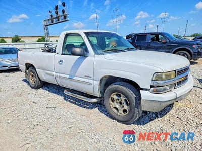 Czwarte zdjęcie samochodu z boku: 1999 CHEVROLET SILVERADO C1500 VIN:1GCEC14WXXE242874 - miniatura