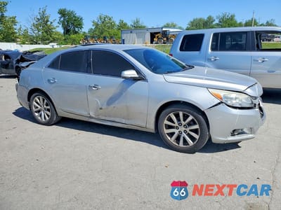 Czwarte zdjęcie samochodu z boku: 2016 CHEVROLET MALIBU LIMITED LTZ VIN:1G11E5SA5GF106453 - miniatura