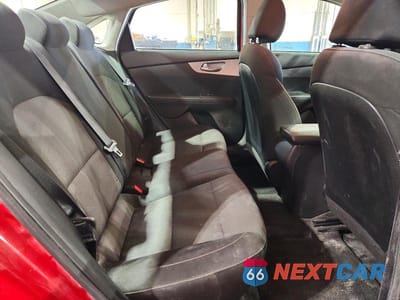 Zdjęcie 10 z 12 samochodu: 2023 KIA FORTE LXS VIN:3KPF24AD6PE592101 - miniatura