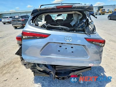 Zdjęcie 6 z 14 samochodu: 2021 TOYOTA HIGHLANDER XLE VIN:5TDGZRAH9MS081032 - miniatura