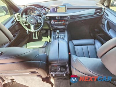 Zdjęcie 8 z 13 samochodu: 2018 BMW X5 XDRIVE50I VIN:5UXKR6C50J0U14212 - miniatura