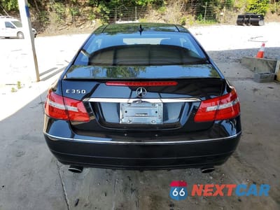 Zdjęcie 6 z 12 samochodu: 2012 MERCEDES-BENZ E 350 VIN:WDDKJ5KB9CF132960 - miniatura
