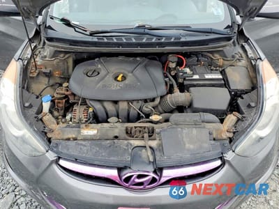 Zdjęcie 11 z 12 samochodu: 2013 HYUNDAI ELANTRA GLS VIN:5NPDH4AE6DH154278 - miniatura