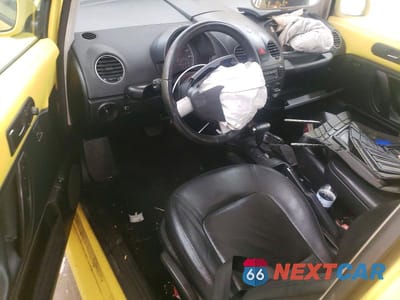 Zdjęcie 8 z 13 samochodu: 2009 VOLKSWAGEN NEW BEETLE S VIN:3VWRW31C19M511417 - miniatura