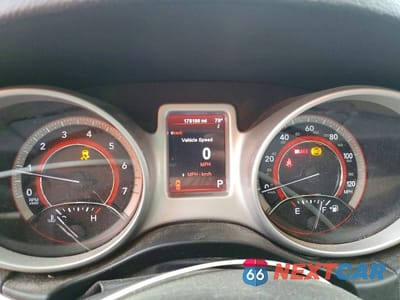 Zdjęcie 9 z 12 samochodu: 2012 DODGE JOURNEY SE VIN:3C4PDCABXCT168398 - miniatura