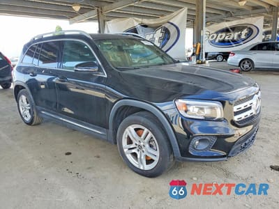 Czwarte zdjęcie samochodu z boku: 2022 MERCEDES-BENZ GLB 250 VIN:W1N4M4GB4NW172906 - miniatura