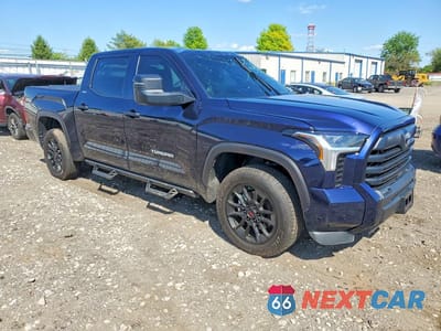 Czwarte zdjęcie samochodu z boku: 2026 TOYOTA TUNDRA SR5 VIN:5TFLA5DB7TX363894 - miniatura