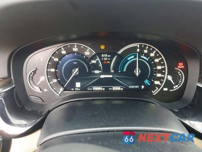 Zdjęcie 9 z 12 samochodu: 2019 BMW 530XE VIN:WBAJB1C5XKB375586 - miniatura